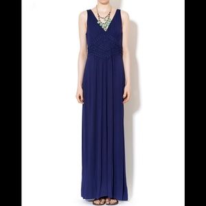 NWT Spense Maxi Dress with crochet medallion L
